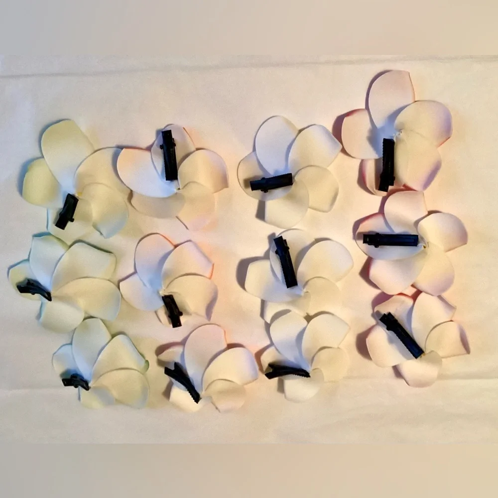 NWT! 12 Floral Hair Clips